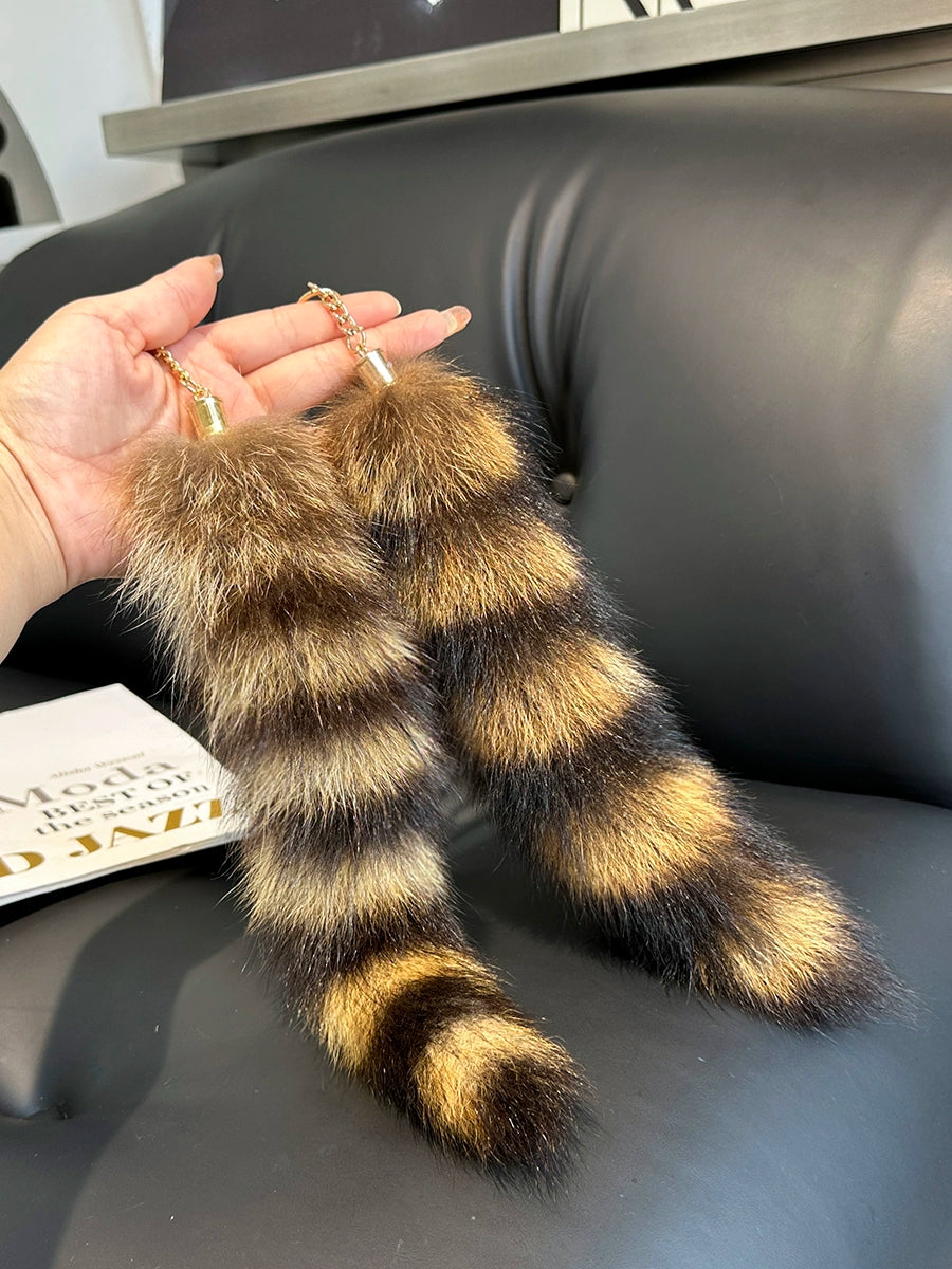 American raccoon dog raccoon tail key pendant jewelry electric car car keychain pendant plush bag pendant
