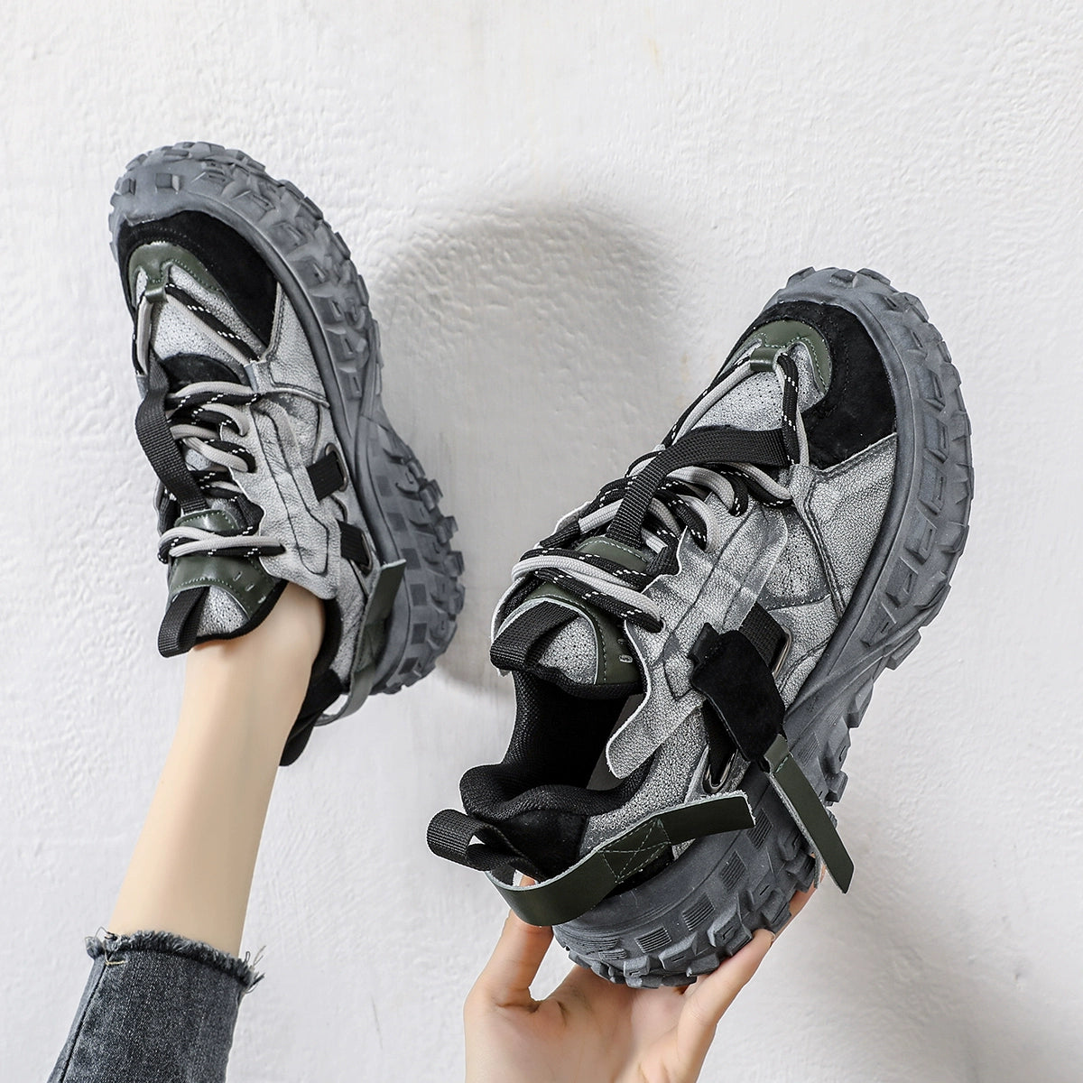 Tire sole leather dad shoes women's autumn 2024 new European retro old sports shoes fried street tank shoes tide