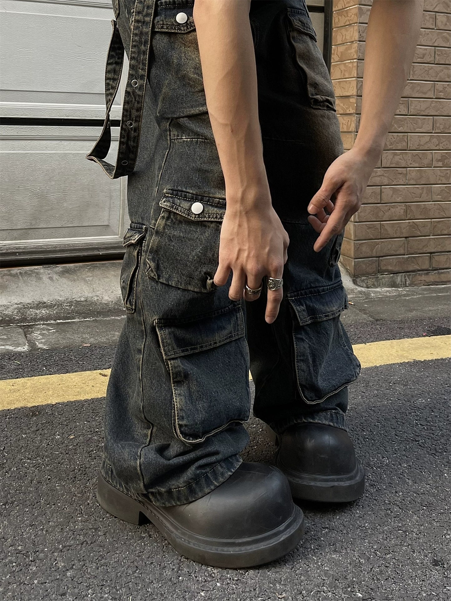 American retro yellow mud contrasting color multi-pocket tooling jeans men's and women's loose straight hip-hop trousers