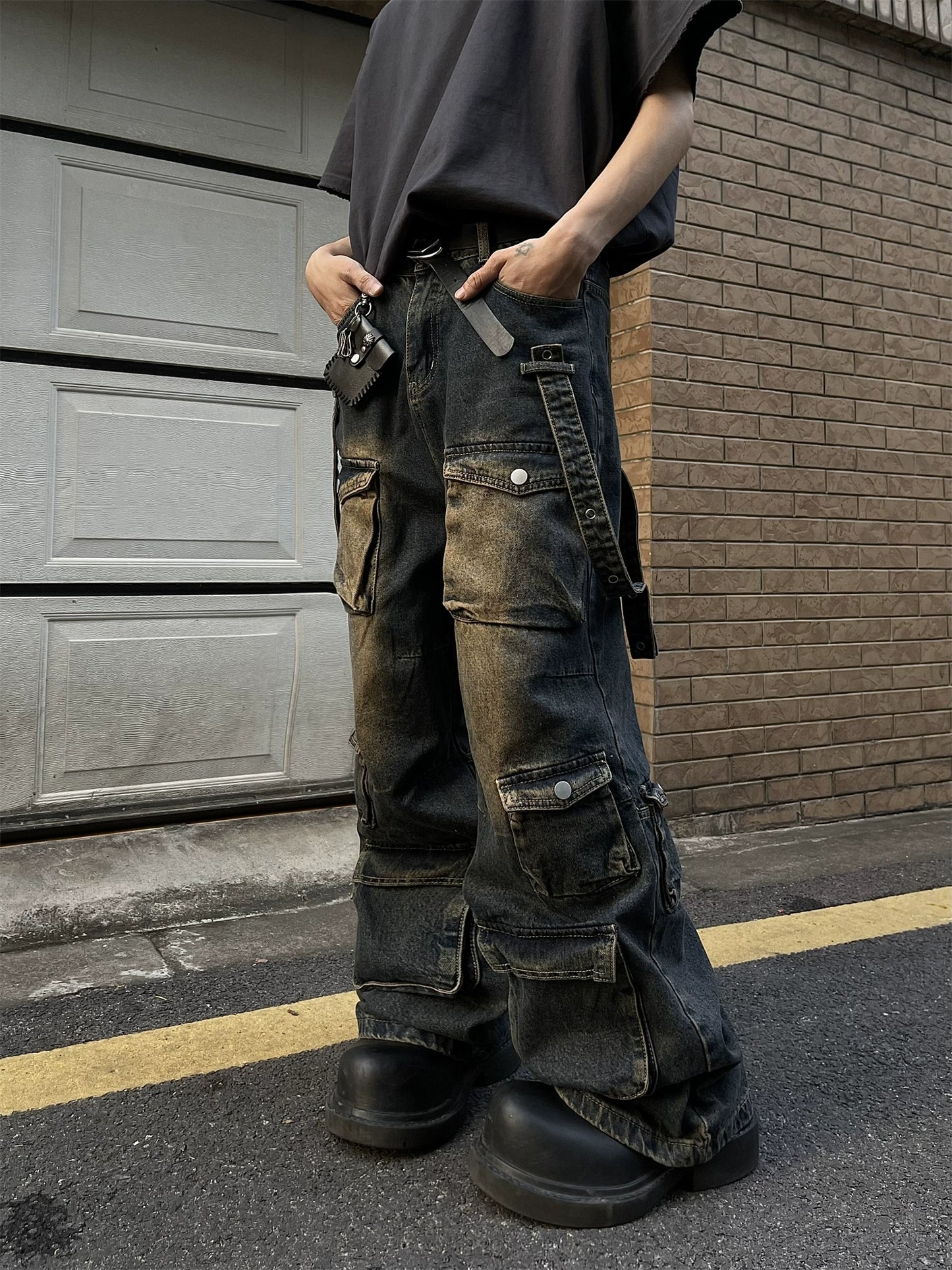 American retro yellow mud contrasting color multi-pocket tooling jeans men's and women's loose straight hip-hop trousers