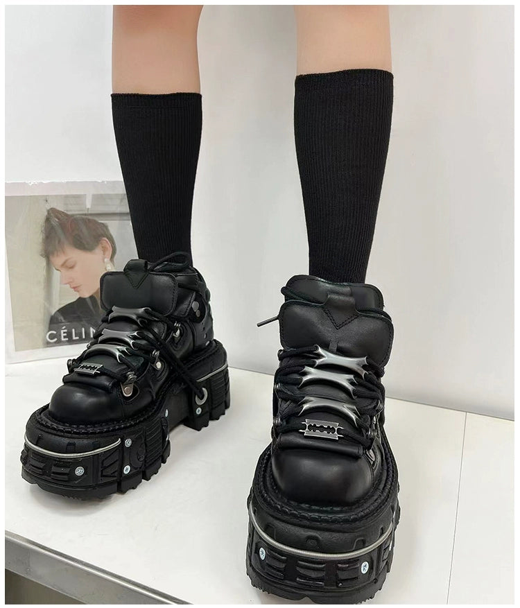 Retro tank sole metal high-top shoes Spanish platform single shoes dark punk style muffin sole street shot small leather shoes