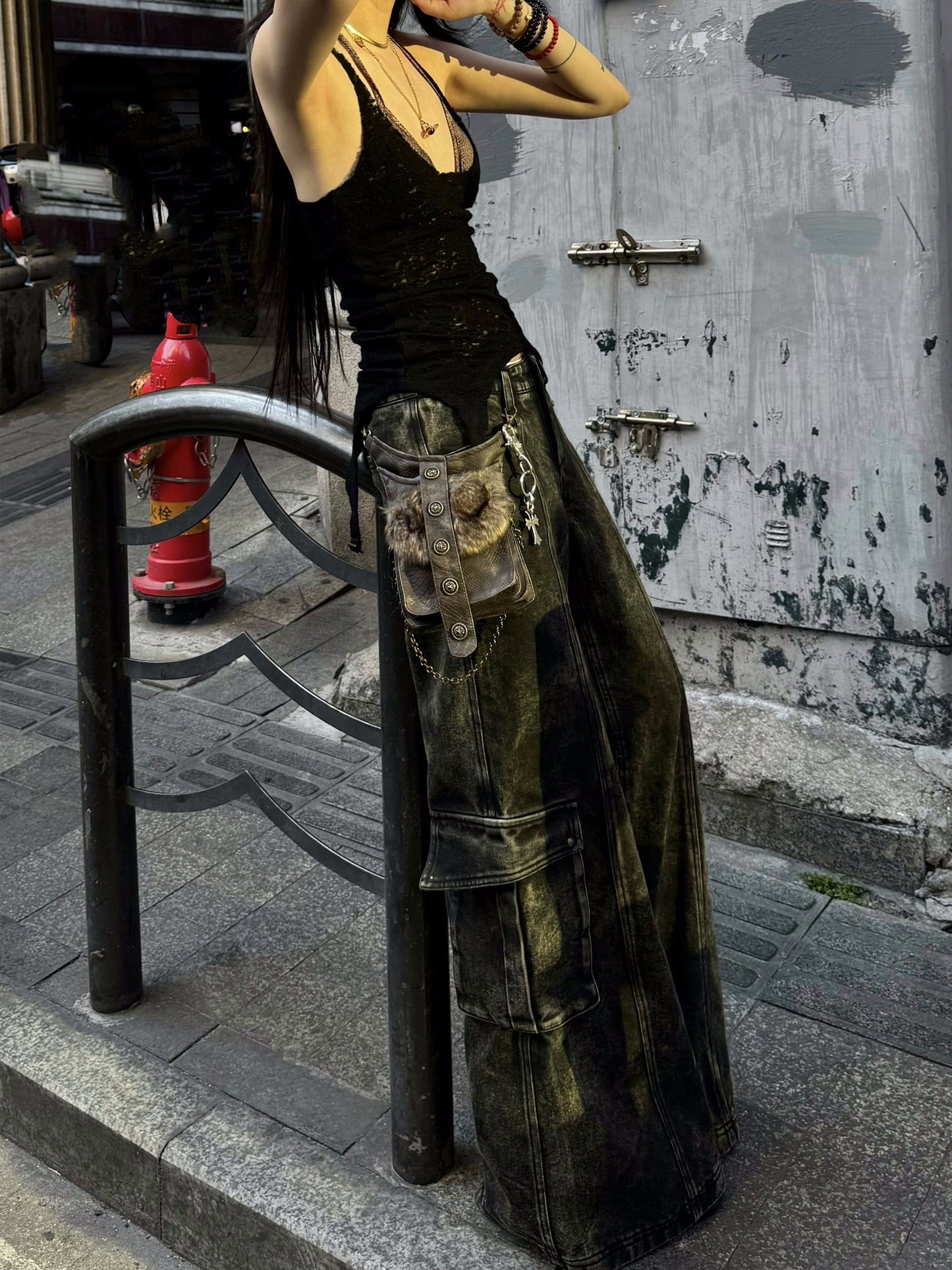 [Fury Road] Low-rise velvet wide-leg tooling jeans